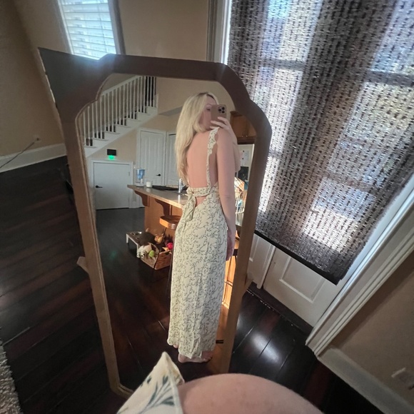 Avondale Dress (yellow floral) - Picture 10 of 13